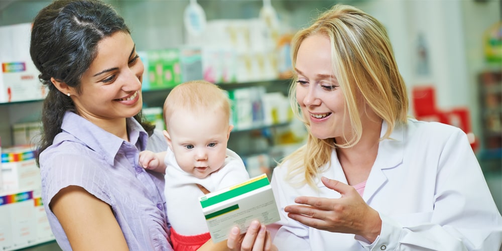Rayon bébé pharmacie : comment chouchouter les jeunes maman ?